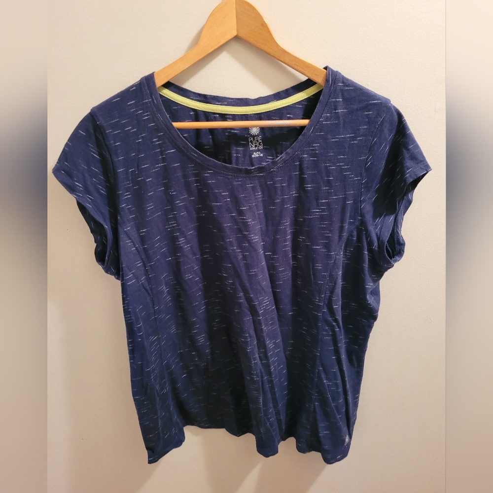 🌷2/$15 Pure NRG ladies athletic tshirt. Size xlarge.
